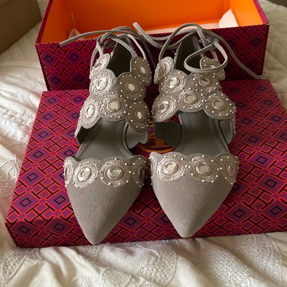 NIB Tory Burch Yasmin D’orsay flat size 6